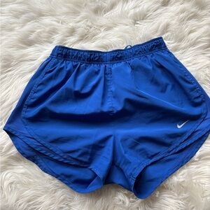 Women’s Nike drifit